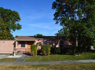 5518 Parker Ave, West Palm Beach, FL 33405