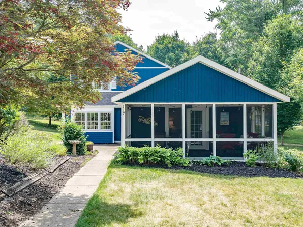 119 Lakeside Ct, Fremont, IN 46737