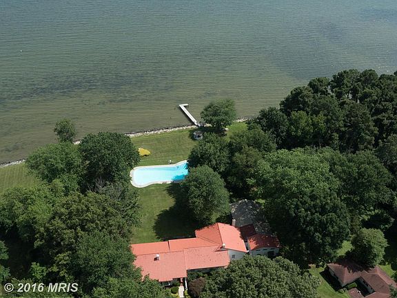 2nd image of 216 Kent Fort Ln