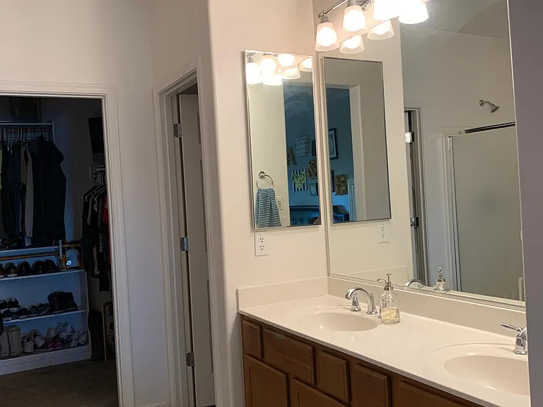 5243 N 191st Dr — Photo 9