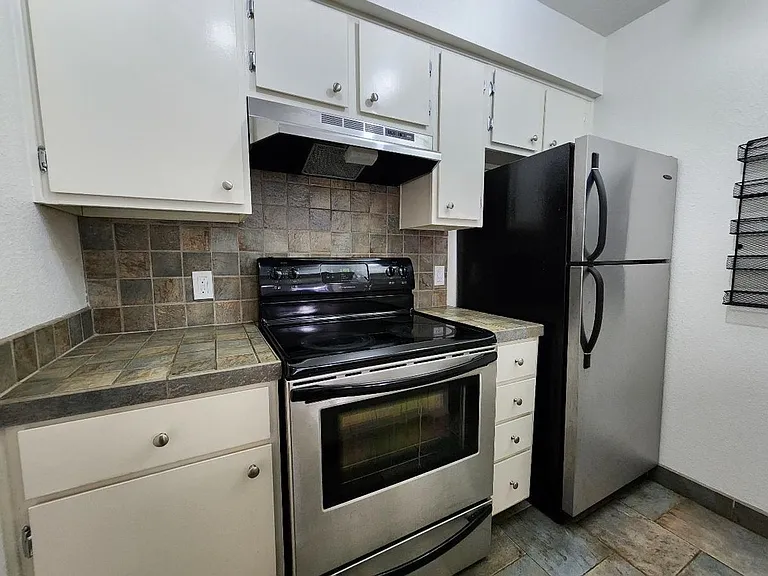 941 Calle Mejia #105 — Photo 4