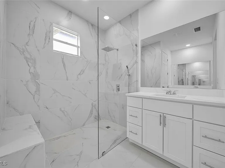 312 Harrison Dr — Photo 10