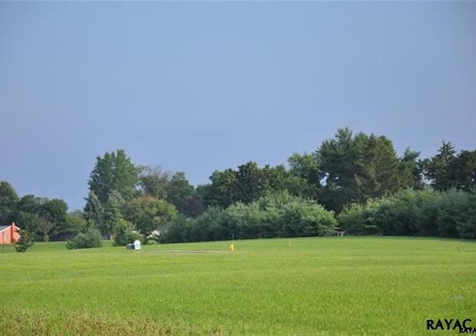 2nd image of 2724 Farnham Ln
