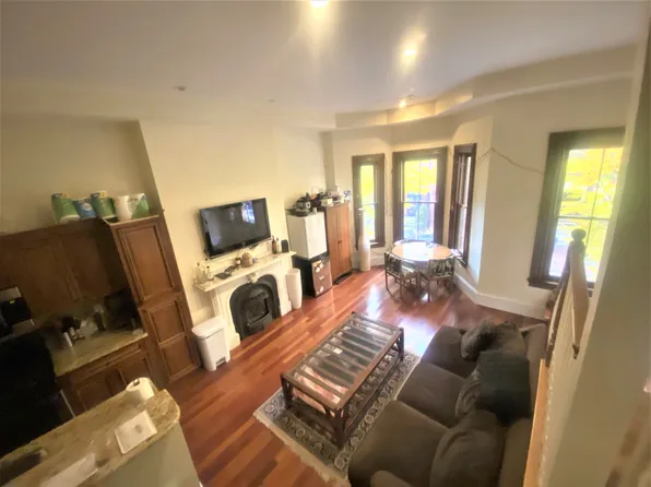 21 Worthington St, Boston, MA