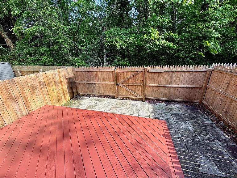 8565 Chester Grove Ct — Photo 7