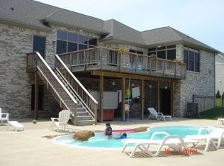 173 Countryside Dr N, Troy, OH 45373