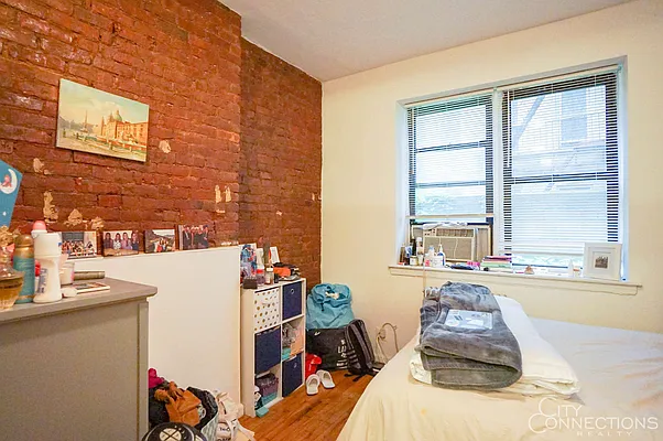 Rented by City Connections Realty | media 23