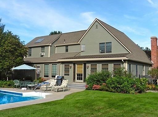 2nd image of 32 Stonegate Cir