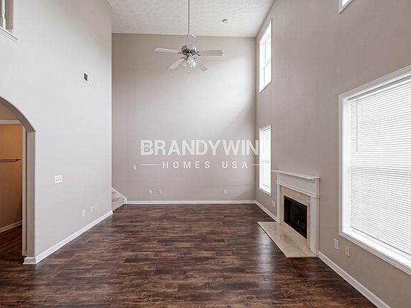 4th image of 725 Terrace Trl