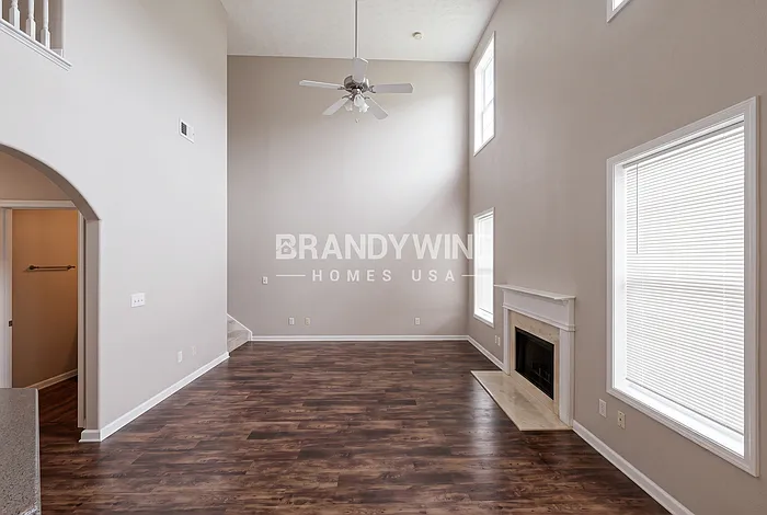 725 Terrace Trl — Photo 4