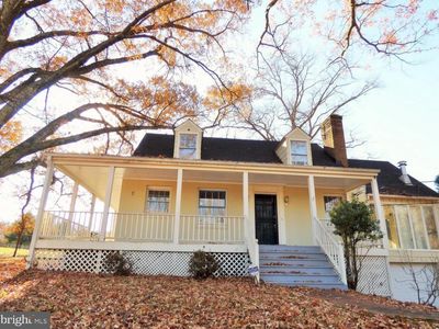 10501 Beach Mill Rd, Great Falls, VA, 22066
