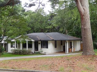 2550 Woodridge Dr, Decatur, GA 30033