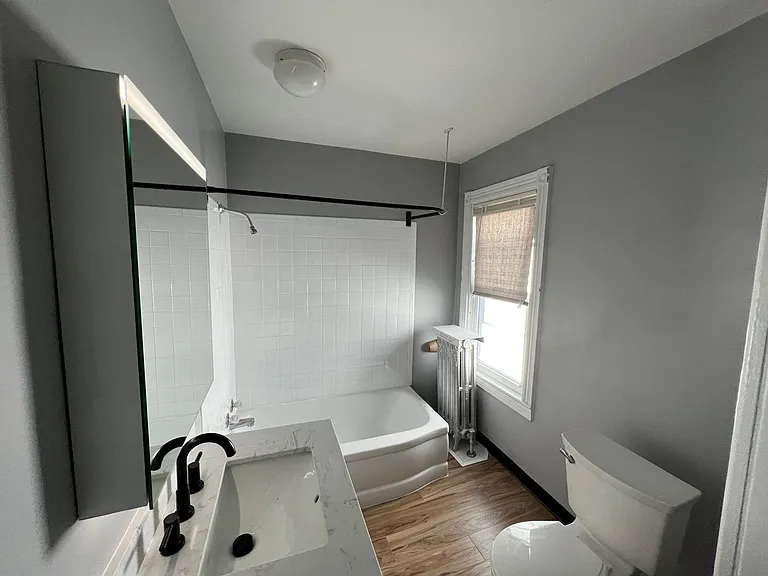 328 W Penn Ave #2 — Photo 2