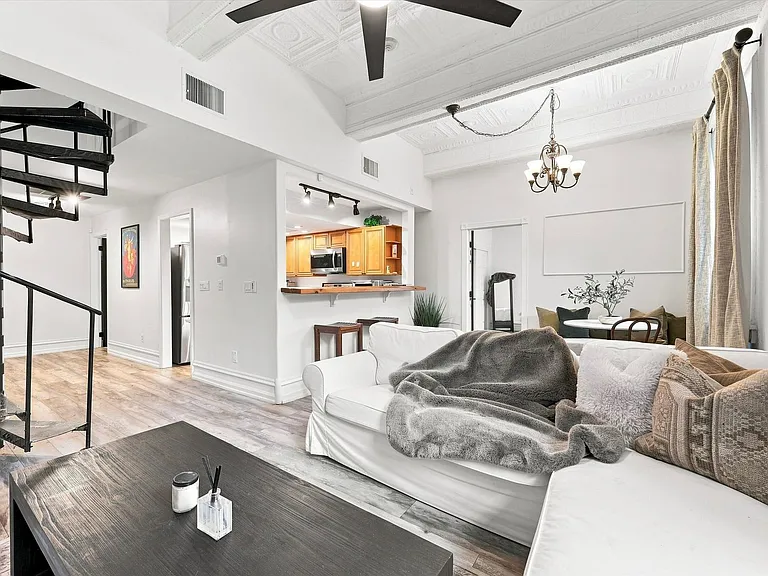 2400 Baynard Blvd #4 — Photo 3