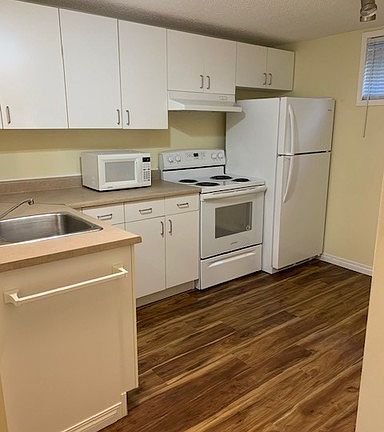 4th image of 8619 77th St NW