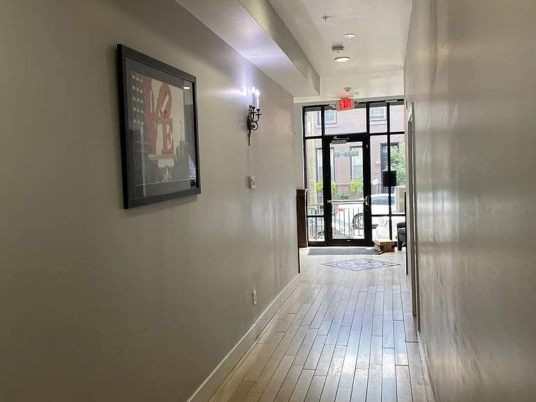 1238 E Columbia Ave #11 — Photo 24