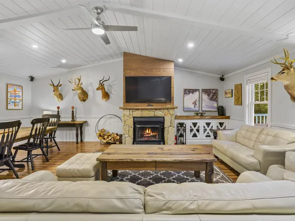 24 Howes Loop #614 A, Wilmington, VT 05363