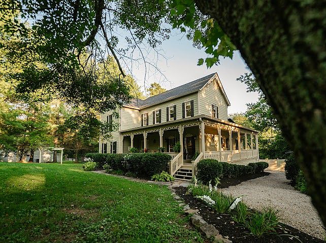 1st image of 4307 Old Hillsboro Rd