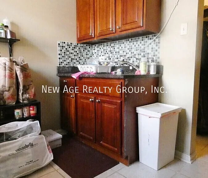 4504 Springfield Ave #3R — Photo 3