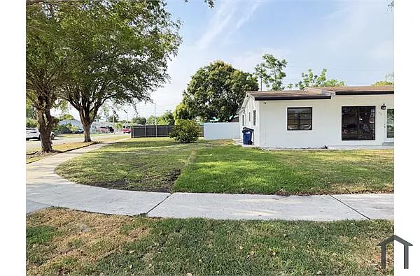 Building Photo - 3995 NW 169th Ter #1