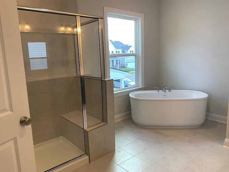 421 Hawkeye Dr — Photo 16