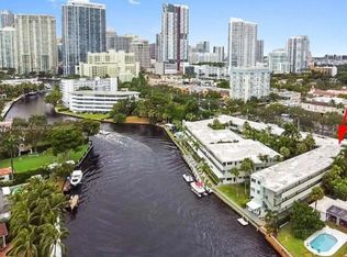 1000 SE 4th St APT 300, Fort Lauderdale, FL 33301