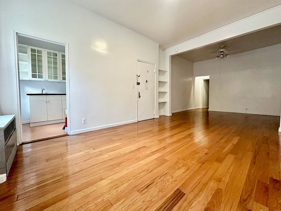 1st image of 930 Amsterdam Ave APT 1