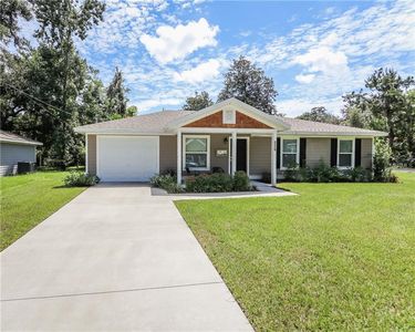 229 S Grove St, Deland, FL, 32724