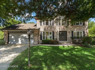 925 Greensboro Ct, Naperville, IL
