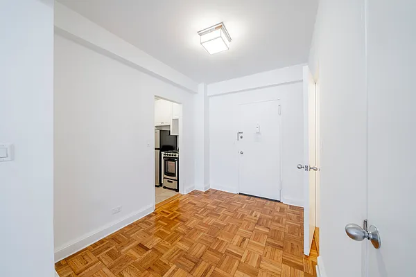 Rented by Douglas Elliman | media 9