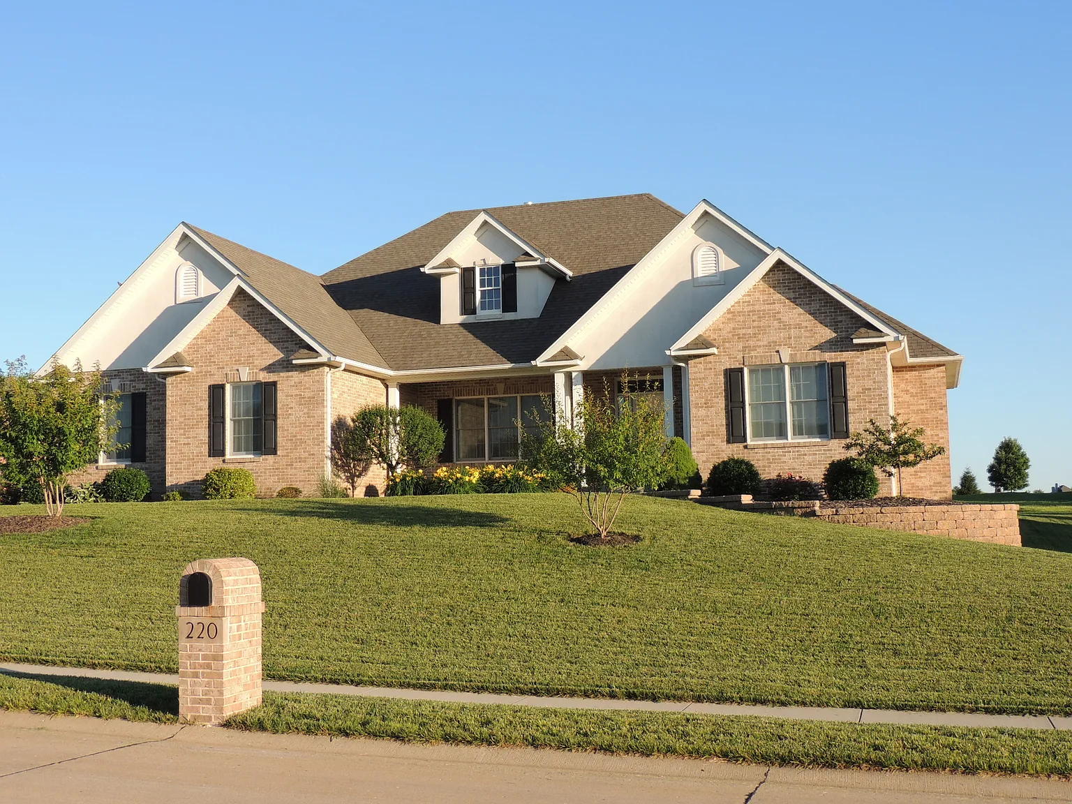 220 Prairie Run photo 1