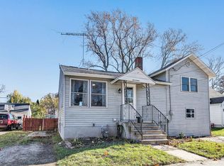 317 Oak Grove Ave, Green Bay, WI 54302