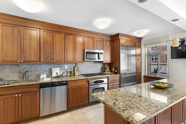 Sold by Compass | media 16