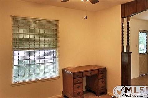 4th image of 4311 Tropical Dr
