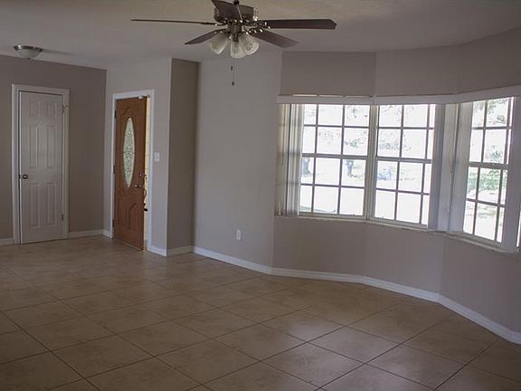 5th image of 8904 Hervel Cir