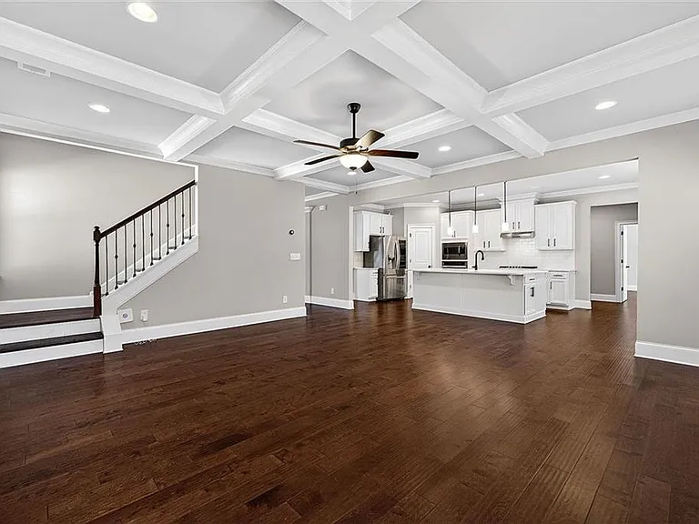 3047 Mountain Shadow Way — Photo 14