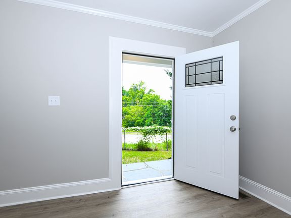 5th image of 2309 Liberty Rd