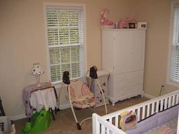 2nd image of 207 Pine Berry Cir