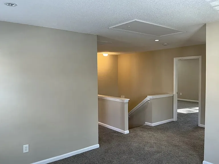 316 Rondelay Dr #1 — Photo 17