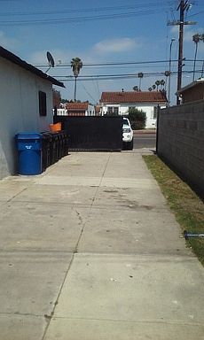 2nd image of 6109 S Hoover St