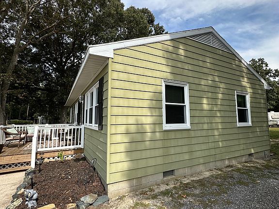 3rd image of 426 Dorsey Ln