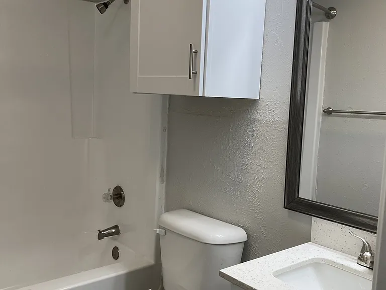 Summerwind Apartments — Photo 32