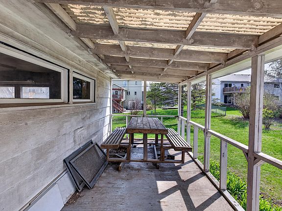 5th image of 2470 South Ave E