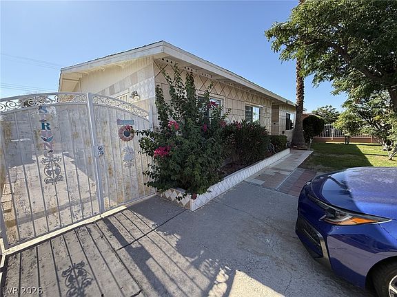 4th image of 4567 S Nellis Blvd