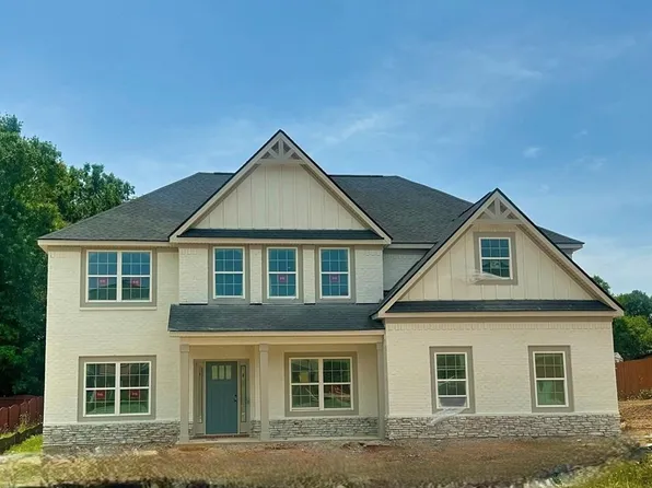 20 Paladian Way, Fort Mitchell, AL 36856