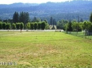 7902 Icicle Rd, Leavenworth, WA 98826