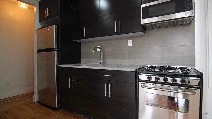 Rented by Nooklyn NYC LLC | media 8