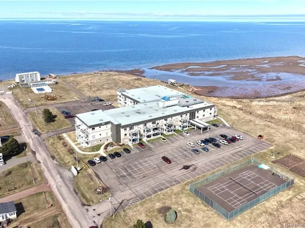 69 Cap Bimet Blvd #304, Beaubassin East, NB E4P 6X5