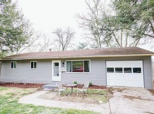 7 W Hills Dr, Athens, OH 45701