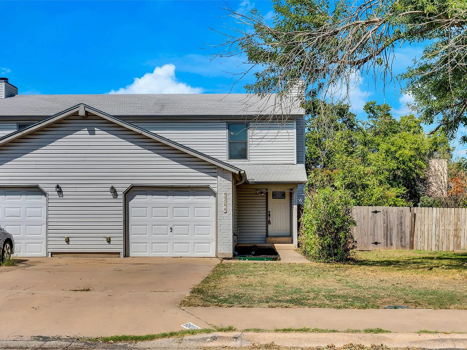 2 bed, 1.5 bath, 1980 sqft, $1,450 — Photo 1
